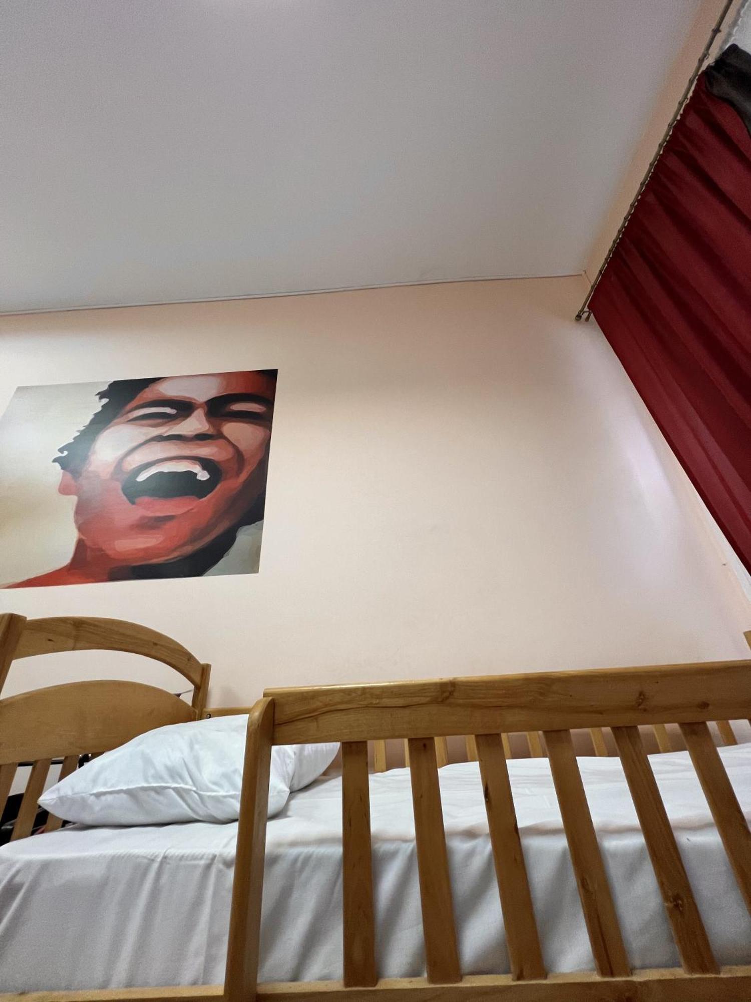 Dja Hostel Kiev Dış mekan fotoğraf